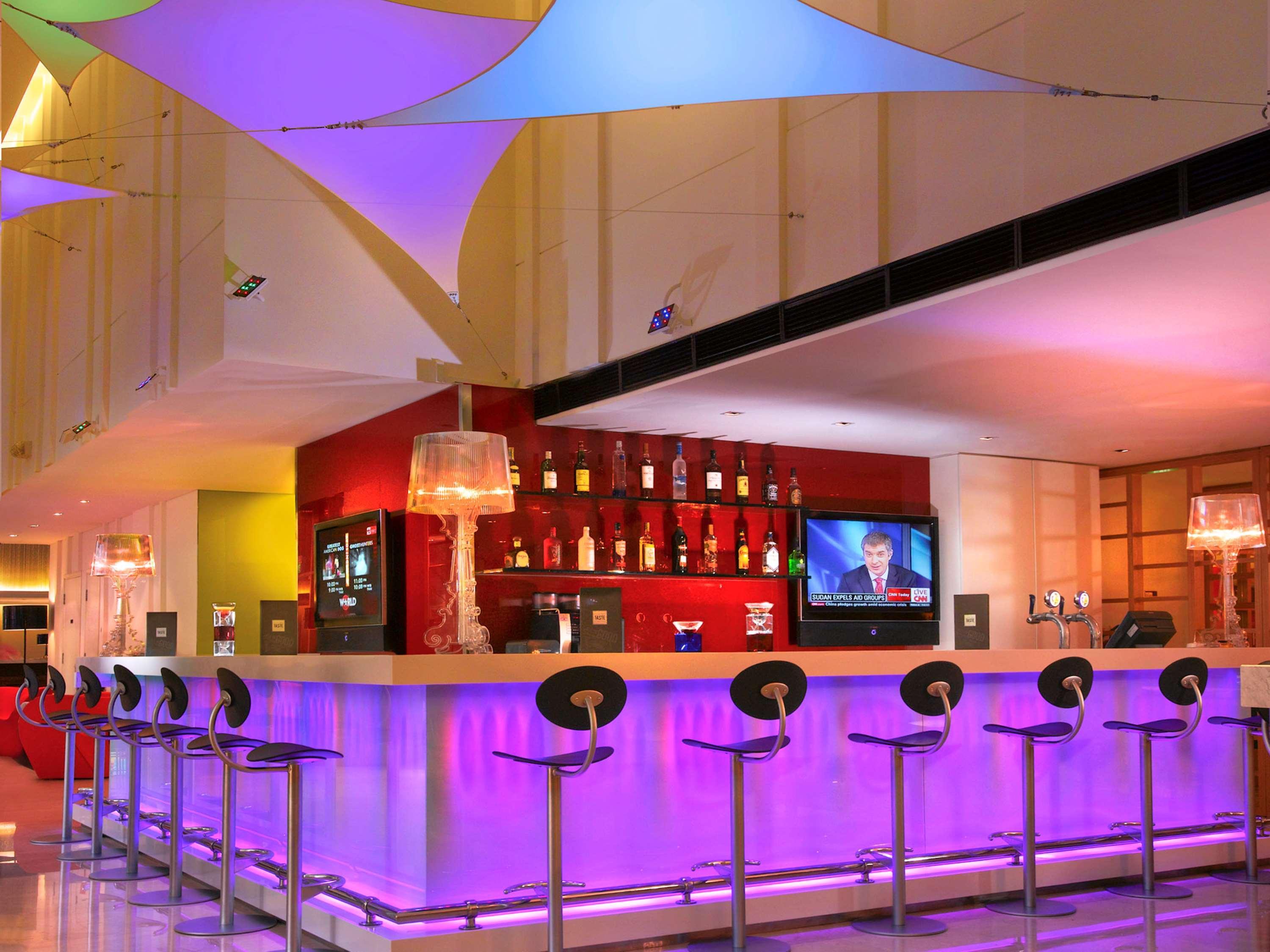 Ibis Singapore On Bencoolen - Newly Renovated Exterior photo