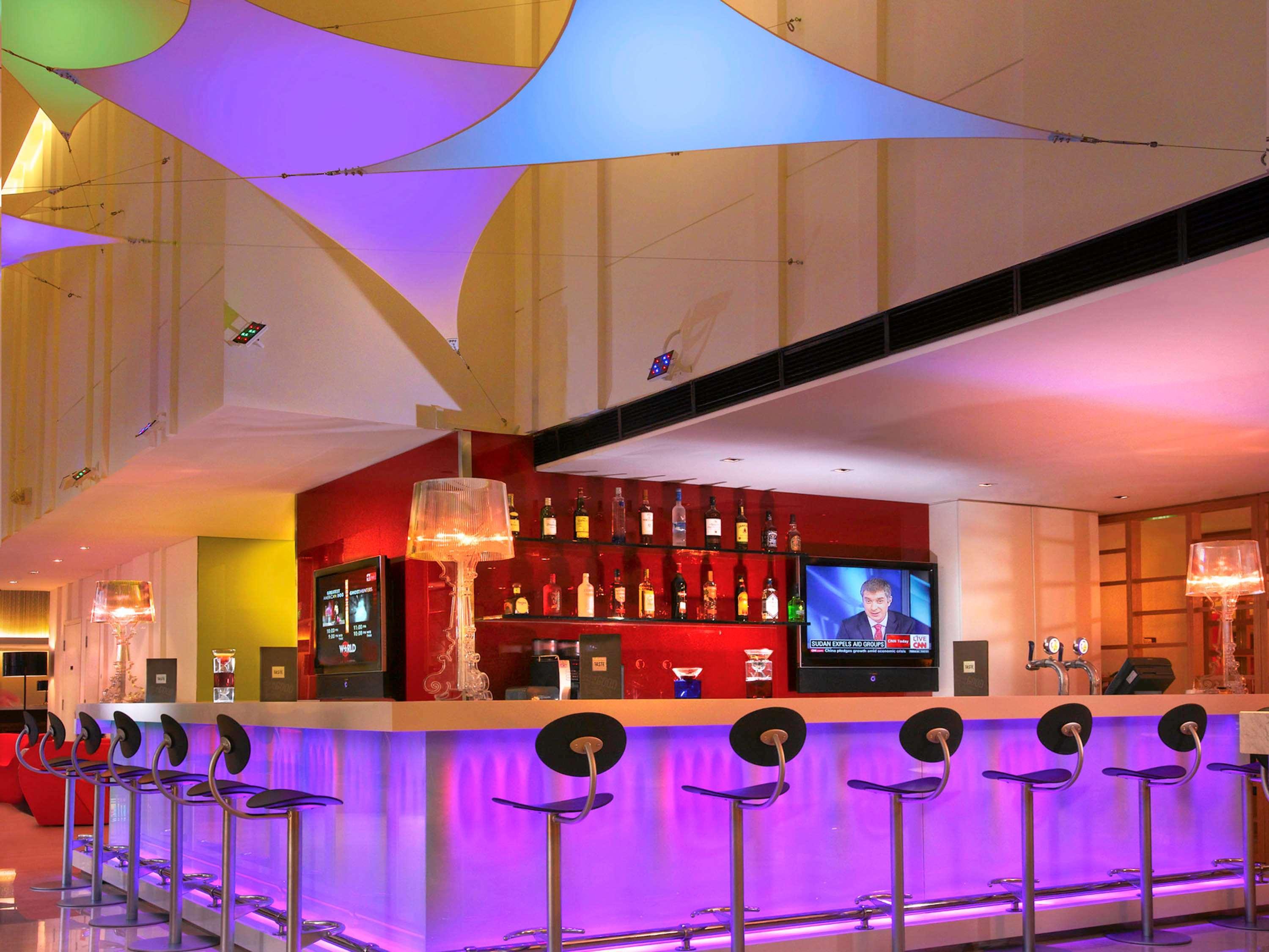 Ibis Singapore On Bencoolen - Newly Renovated Exterior photo