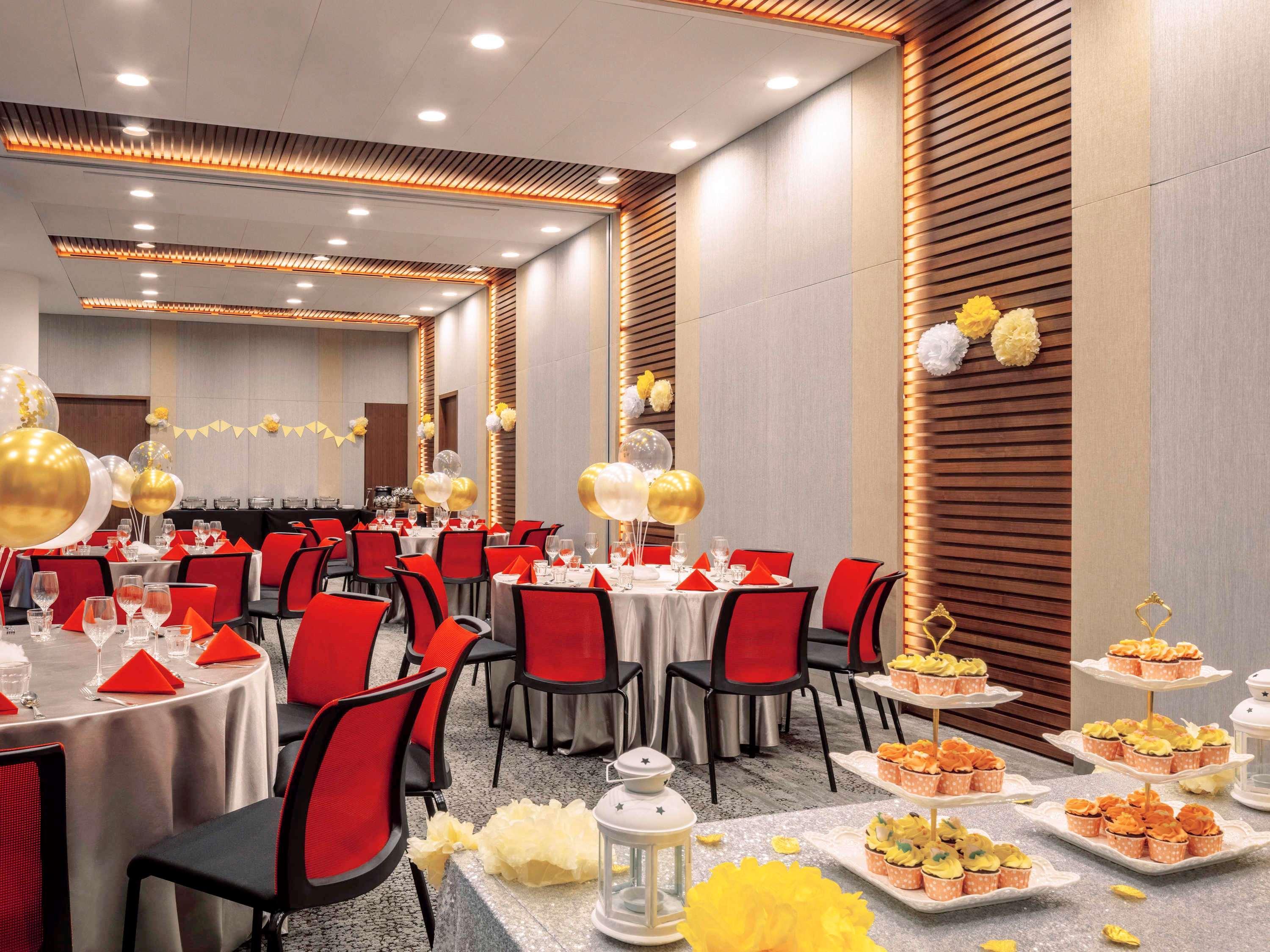 Ibis Singapore On Bencoolen - Newly Renovated Exterior photo