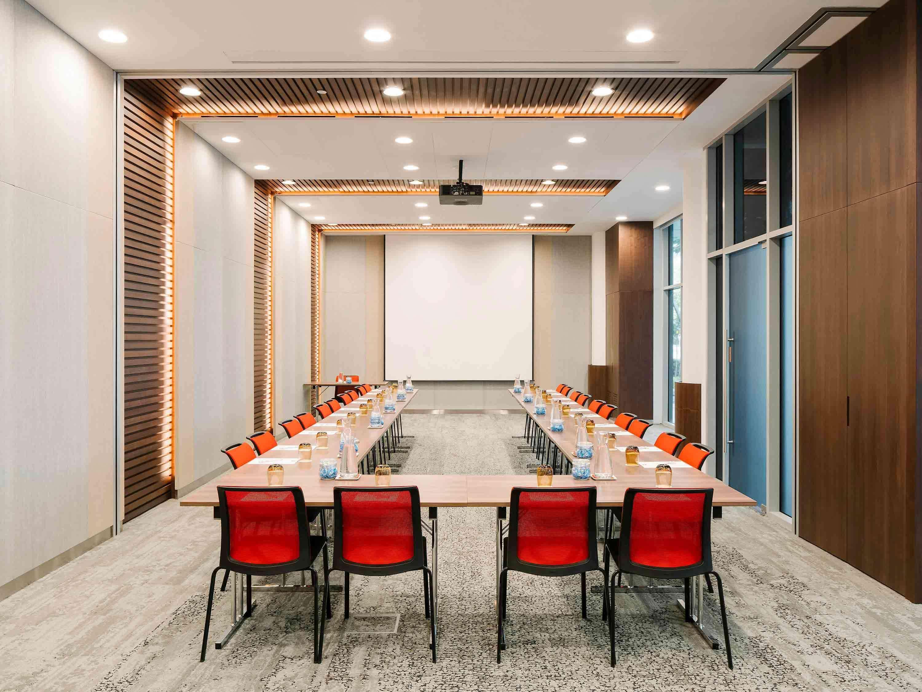 Ibis Singapore On Bencoolen - Newly Renovated Exterior photo