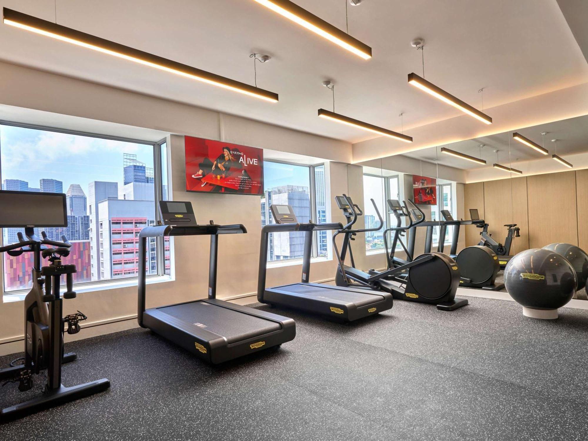 Ibis Singapore On Bencoolen - Newly Renovated Exterior photo