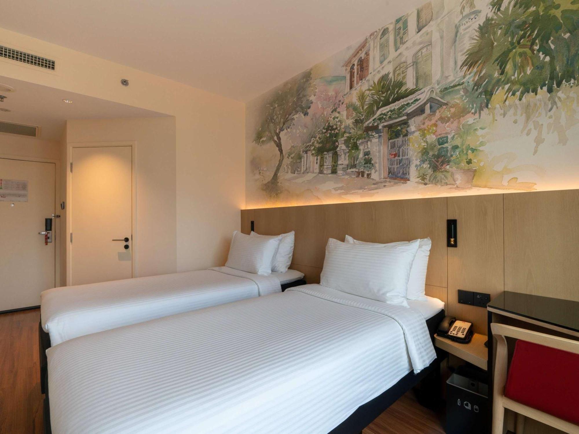 Ibis Singapore On Bencoolen - Newly Renovated Exterior photo