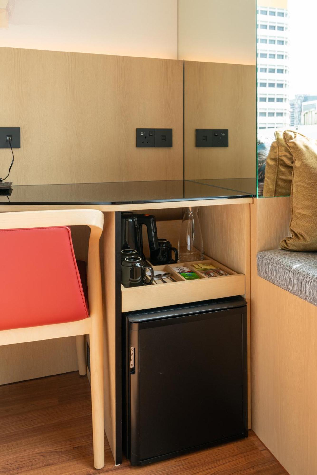 Ibis Singapore On Bencoolen - Newly Renovated Exterior photo